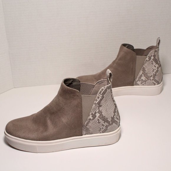 LIKE NEW! Steve Madden - 2" Heel | 5.5 - Picture 3 of 10